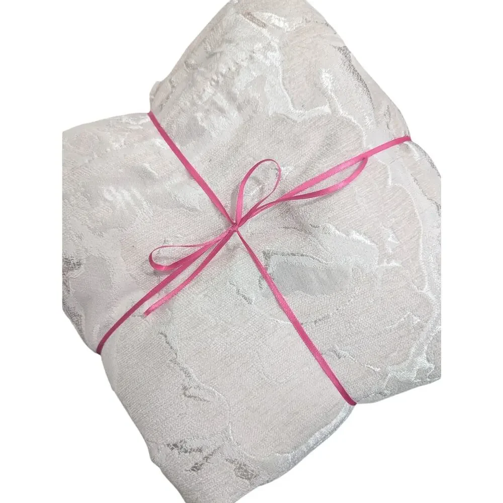 STUNNING GORGEOUS PINK/SILVER BIG ROSES W/SATIN SHEEN FABRIC SHOWER CURTAIN!